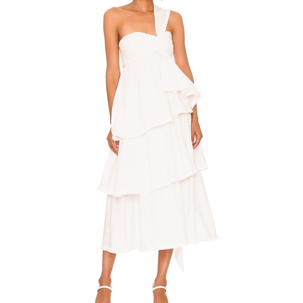 Conq a Sept Sori Dress in Ivory & White